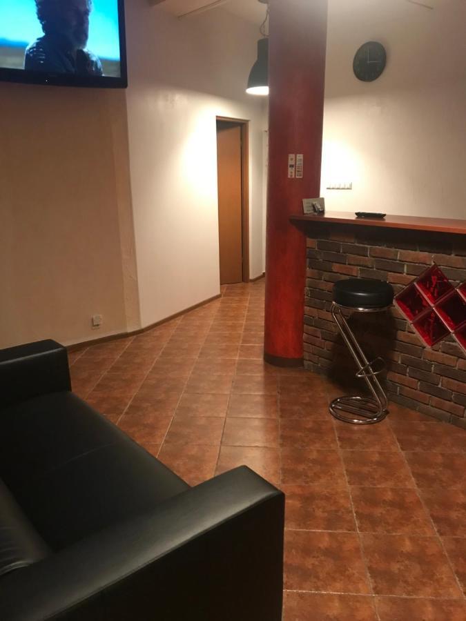 Piwnica Miechów Exterior foto